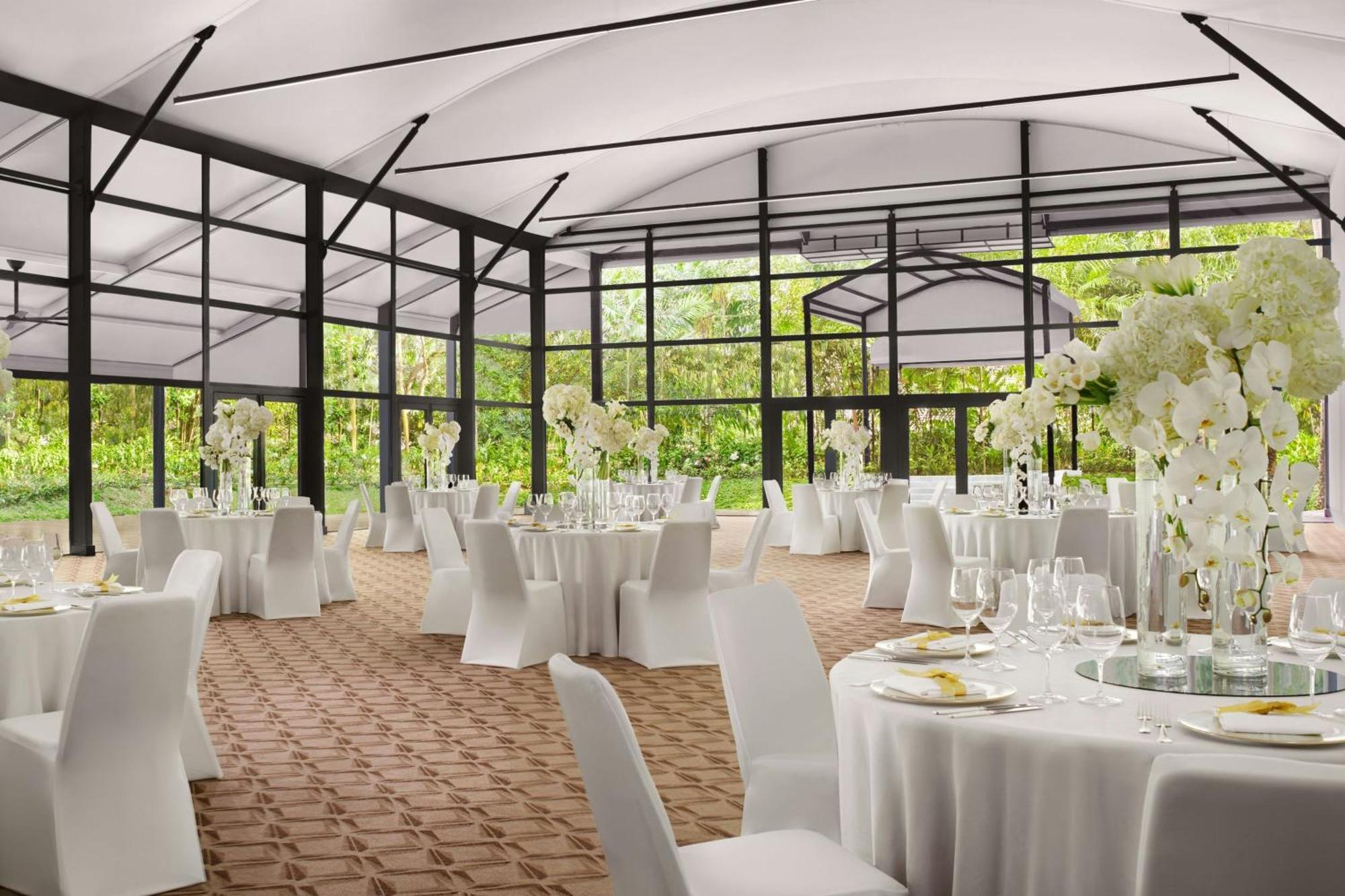 The Ritz-carlton, Millenia