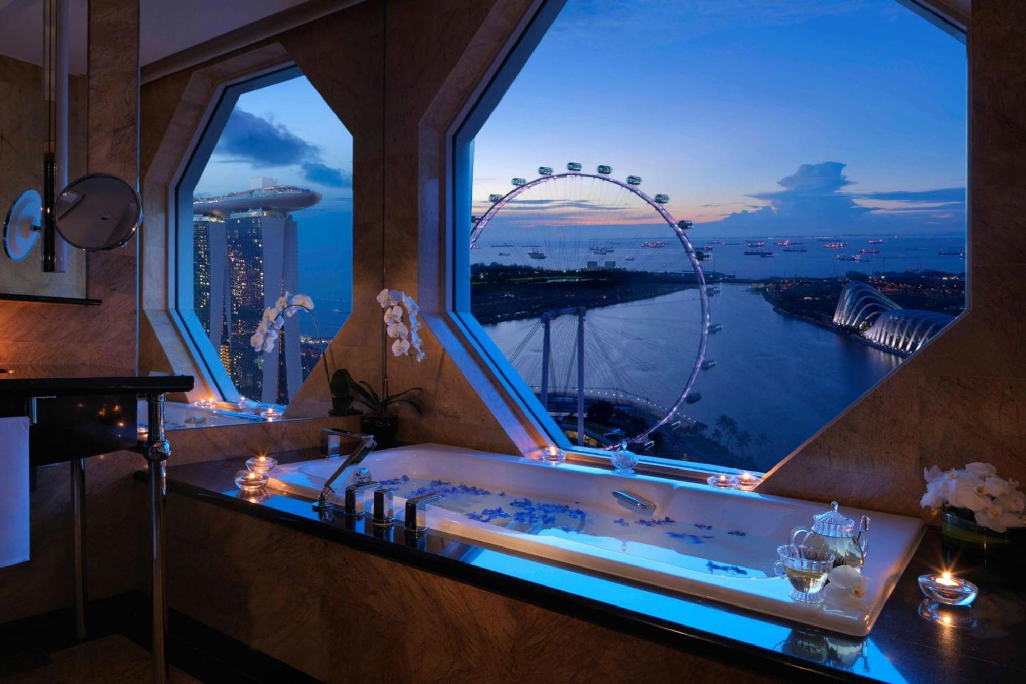 The Ritz-carlton, Millenia Hotel Singapore